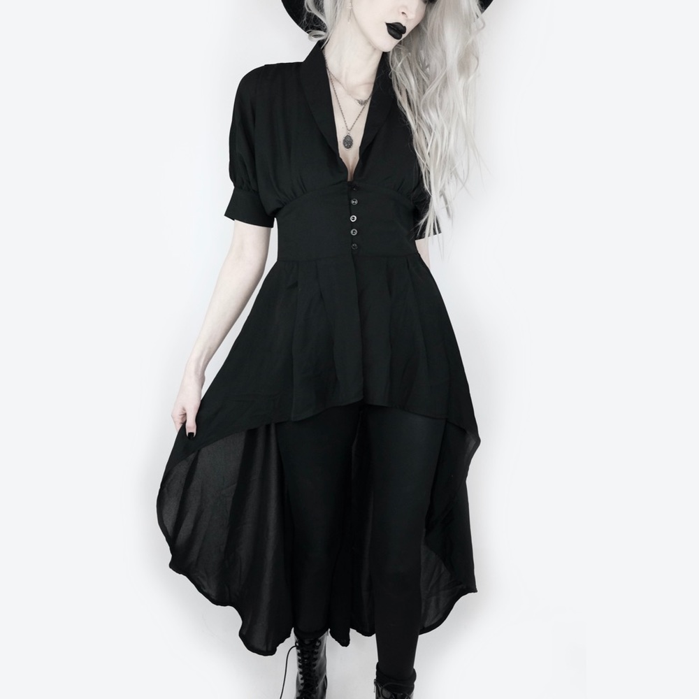 Woven Dip Hem Kimono